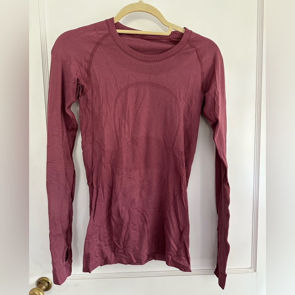 Swiftly long sleeve lululemon top - size 6